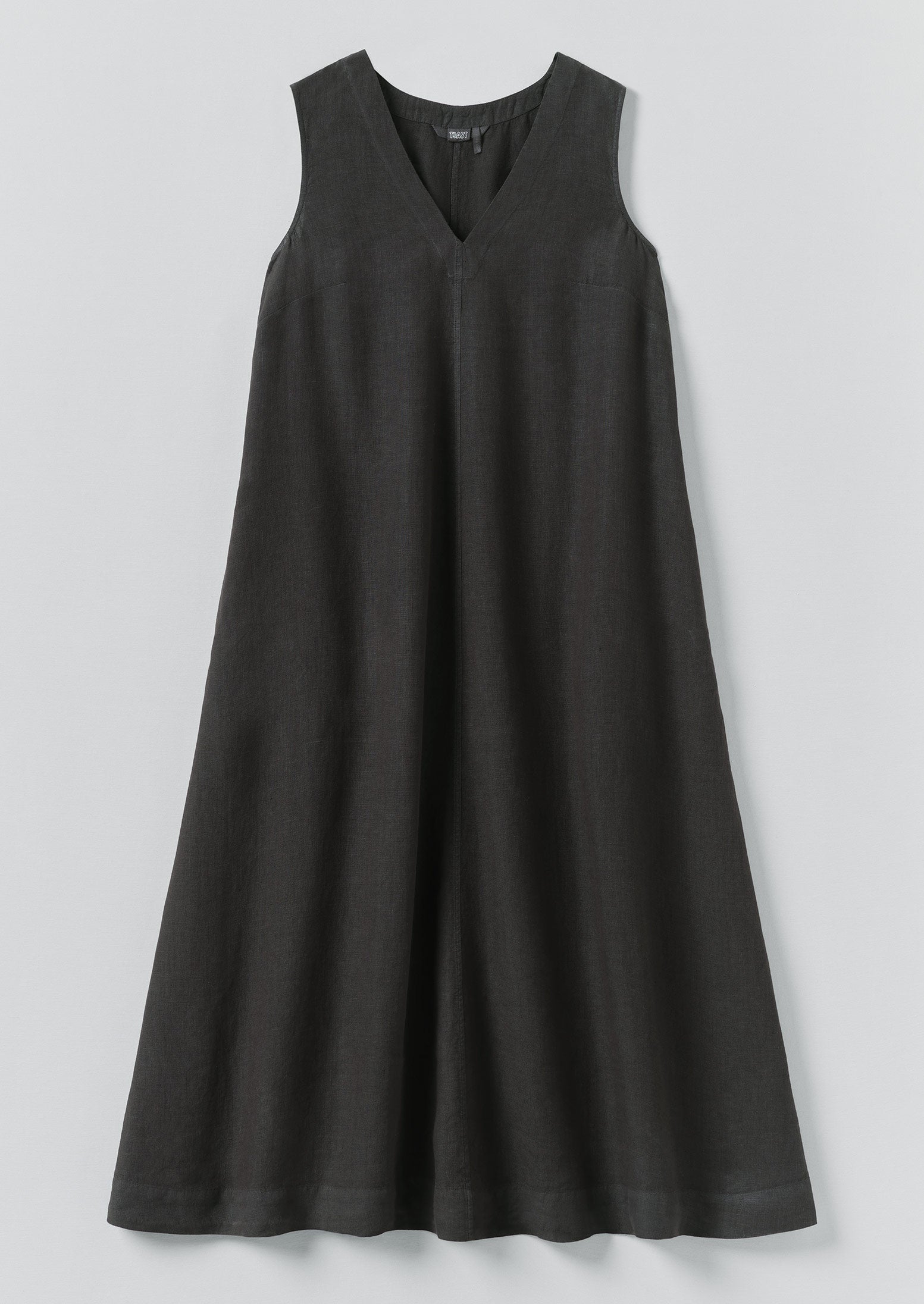 Black Pepper Linen Sleeveless Dress – Garment Dyed