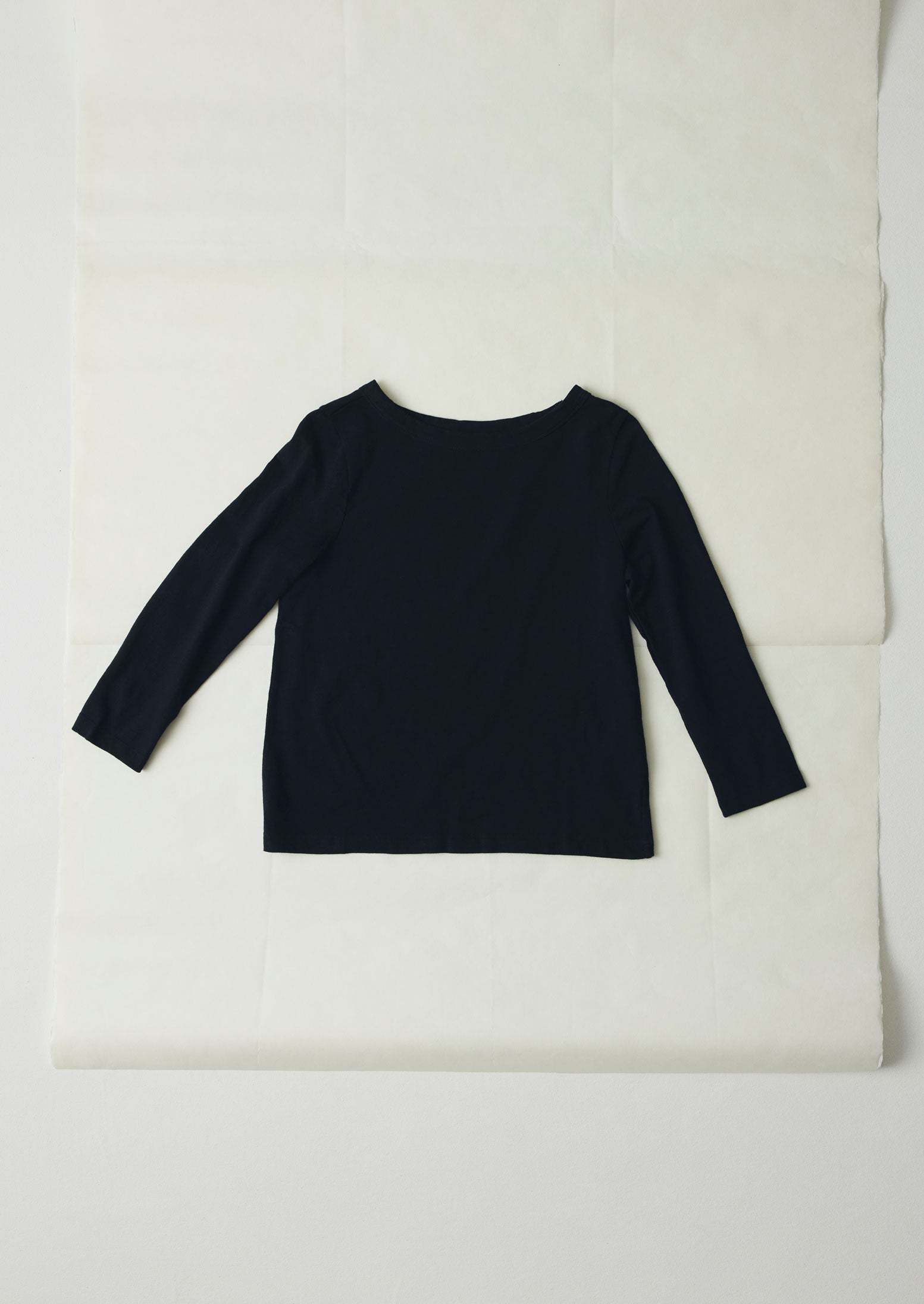 Lia Garment-Dyed Boat Neck Tee in Carbon Black