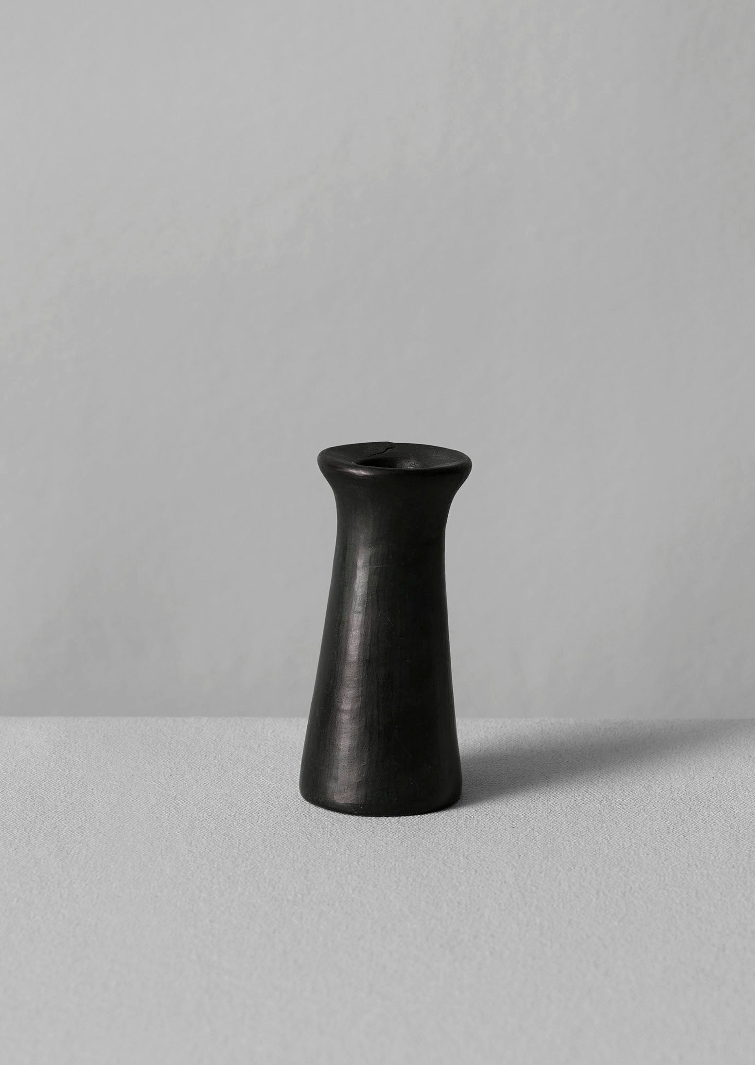 Black Clay Longpi Candle Holder for Dining