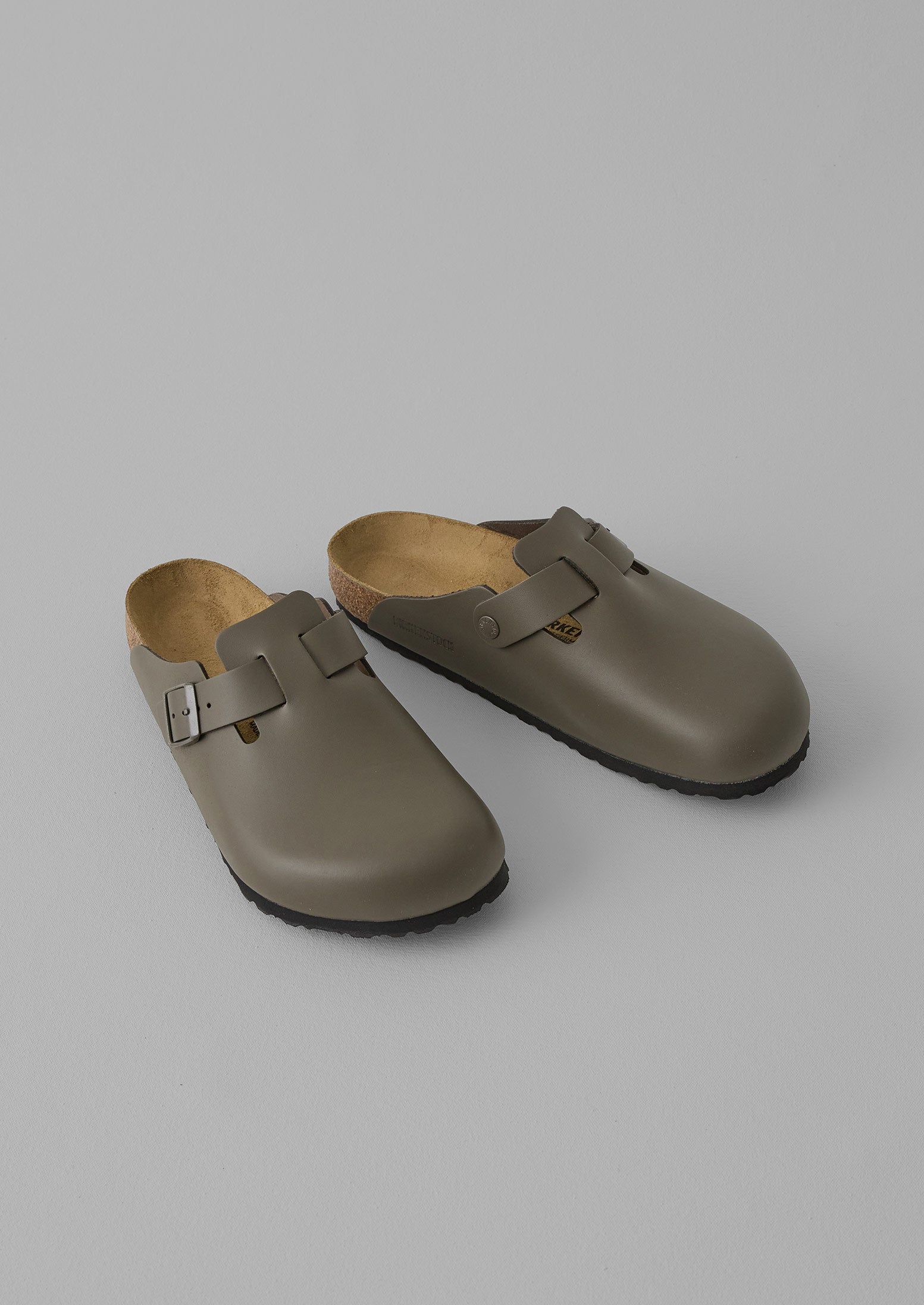 Birkenstock Boston Leather Clogs in Khaki
